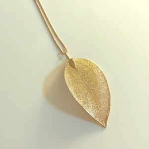 Long gold leaf necklace